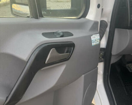 Білий Фольксваген Крафтєр, об'ємом двигуна 1.97 л та пробігом 309 тис. км за 17500 $, фото 14 на Automoto.ua