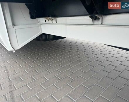 Белый Фольксваген Крафтер, объемом двигателя 0 л и пробегом 182 тыс. км за 20500 $, фото 10 на Automoto.ua