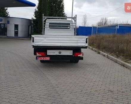 Белый Фольксваген Крафтер, объемом двигателя 1.97 л и пробегом 240 тыс. км за 21800 $, фото 3 на Automoto.ua