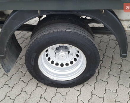 Белый Фольксваген Крафтер, объемом двигателя 1.97 л и пробегом 240 тыс. км за 21800 $, фото 50 на Automoto.ua