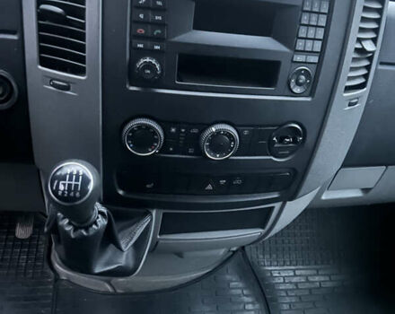 Белый Фольксваген Крафтер, объемом двигателя 1.97 л и пробегом 185 тыс. км за 16850 $, фото 8 на Automoto.ua