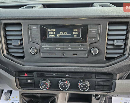 Білий Фольксваген Крафтєр, об'ємом двигуна 2 л та пробігом 193 тис. км за 25800 $, фото 30 на Automoto.ua