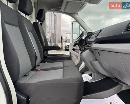 Белый Фольксваген Крафтер, объемом двигателя 2 л и пробегом 167 тыс. км за 25800 $, фото 31 на Automoto.ua