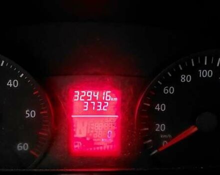 Белый Фольксваген Крафтер, объемом двигателя 2.46 л и пробегом 320 тыс. км за 9000 $, фото 3 на Automoto.ua