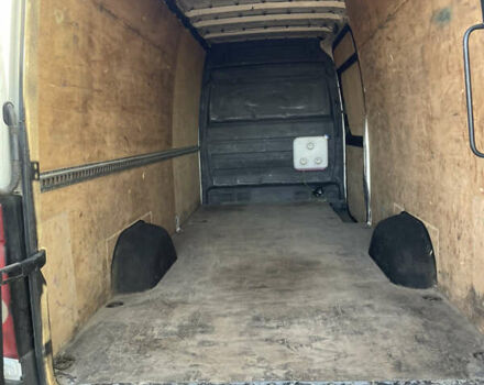 Белый Фольксваген Крафтер, объемом двигателя 2.46 л и пробегом 485 тыс. км за 9200 $, фото 6 на Automoto.ua