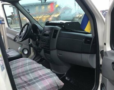 Білий Фольксваген Крафтєр, об'ємом двигуна 2.46 л та пробігом 400 тис. км за 6500 $, фото 11 на Automoto.ua