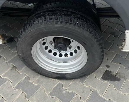 Белый Фольксваген Крафтер, объемом двигателя 2.46 л и пробегом 560 тыс. км за 13500 $, фото 8 на Automoto.ua