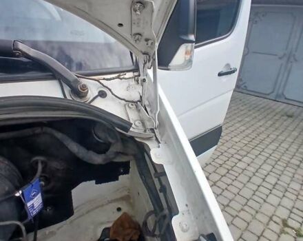 Білий Фольксваген Крафтєр, об'ємом двигуна 1.97 л та пробігом 546 тис. км за 12450 $, фото 23 на Automoto.ua