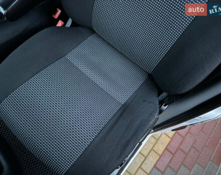 Белый Фольксваген Крафтер, объемом двигателя 1.97 л и пробегом 423 тыс. км за 12800 $, фото 57 на Automoto.ua