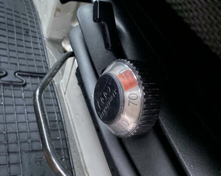 Белый Фольксваген Крафтер, объемом двигателя 2.46 л и пробегом 350 тыс. км за 13850 $, фото 15 на Automoto.ua