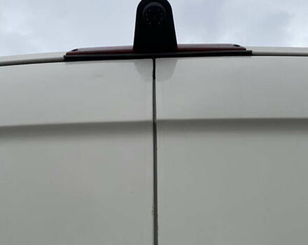 Белый Фольксваген Крафтер, объемом двигателя 2.46 л и пробегом 350 тыс. км за 13850 $, фото 8 на Automoto.ua