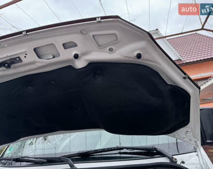 Белый Фольксваген Крафтер, объемом двигателя 1.97 л и пробегом 423 тыс. км за 12800 $, фото 75 на Automoto.ua