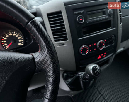 Белый Фольксваген Крафтер, объемом двигателя 1.97 л и пробегом 423 тыс. км за 12800 $, фото 62 на Automoto.ua