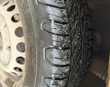 Белый Фольксваген Крафтер, объемом двигателя 2.5 л и пробегом 557 тыс. км за 8500 $, фото 6 на Automoto.ua