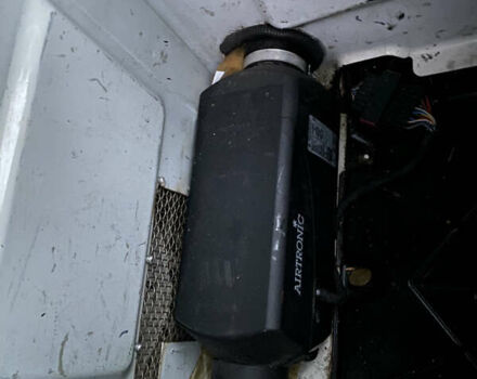 Белый Фольксваген Крафтер, объемом двигателя 2.46 л и пробегом 350 тыс. км за 13850 $, фото 26 на Automoto.ua