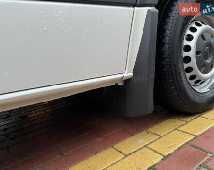 Белый Фольксваген Крафтер, объемом двигателя 1.97 л и пробегом 423 тыс. км за 12800 $, фото 39 на Automoto.ua