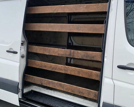 Белый Фольксваген Крафтер, объемом двигателя 2.46 л и пробегом 350 тыс. км за 13850 $, фото 28 на Automoto.ua