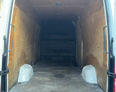 Белый Фольксваген Крафтер, объемом двигателя 1.97 л и пробегом 450 тыс. км за 12499 $, фото 47 на Automoto.ua