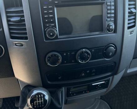 Білий Фольксваген Крафтєр, об'ємом двигуна 1.97 л та пробігом 205 тис. км за 18200 $, фото 10 на Automoto.ua