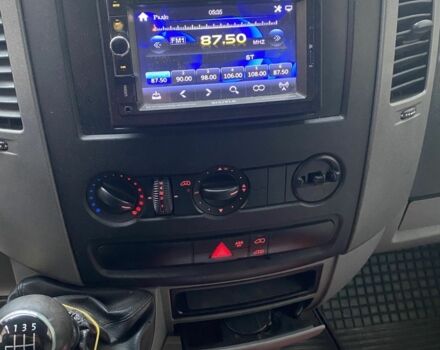 Белый Фольксваген Крафтер, объемом двигателя 2 л и пробегом 165 тыс. км за 10750 $, фото 6 на Automoto.ua