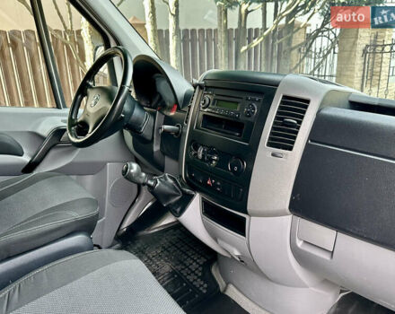 Фольксваген Крафтер 2013 в Виноградове на Automoto.ua Белый Фольксваген Крафтер, объемом двигателя 2 л и пробегом 477 тыс. км за 12900 $, фото 40 на Automoto.ua