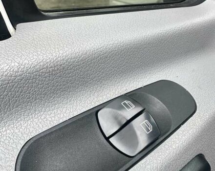 Білий Фольксваген Крафтєр, об'ємом двигуна 1.97 л та пробігом 513 тис. км за 12300 $, фото 23 на Automoto.ua