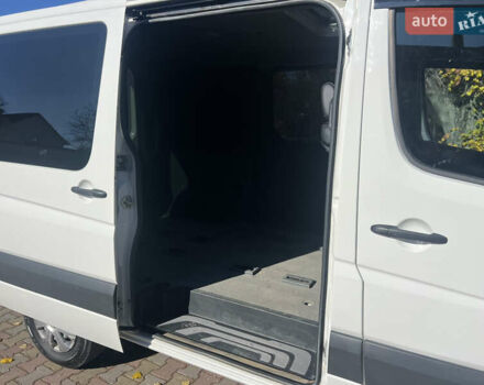 Білий Фольксваген Крафтєр, об'ємом двигуна 1.97 л та пробігом 410 тис. км за 9800 $, фото 10 на Automoto.ua