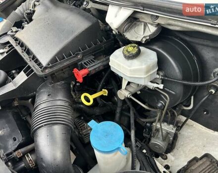 Белый Фольксваген Крафтер, объемом двигателя 1.97 л и пробегом 371 тыс. км за 14500 $, фото 31 на Automoto.ua