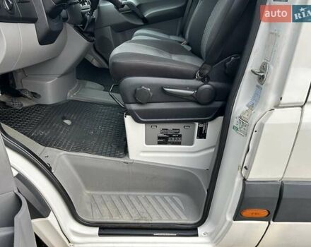 Белый Фольксваген Крафтер, объемом двигателя 1.97 л и пробегом 371 тыс. км за 14500 $, фото 19 на Automoto.ua