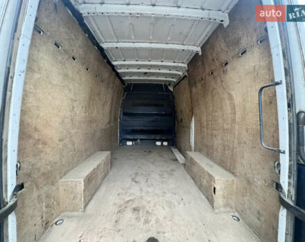 Белый Фольксваген Крафтер, объемом двигателя 1.97 л и пробегом 490 тыс. км за 12300 $, фото 11 на Automoto.ua