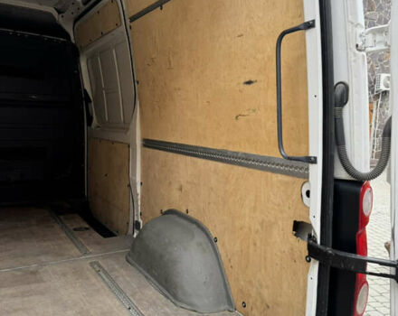 Белый Фольксваген Крафтер, объемом двигателя 1.97 л и пробегом 350 тыс. км за 13650 $, фото 24 на Automoto.ua