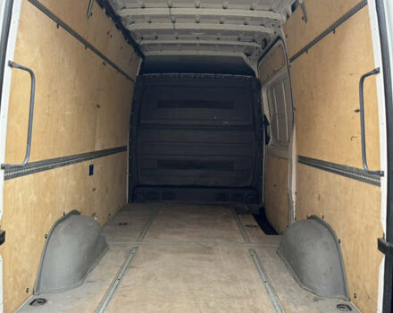 Белый Фольксваген Крафтер, объемом двигателя 1.97 л и пробегом 350 тыс. км за 13650 $, фото 26 на Automoto.ua