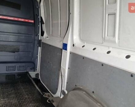 Белый Фольксваген Крафтер, объемом двигателя 1.97 л и пробегом 468 тыс. км за 14200 $, фото 24 на Automoto.ua