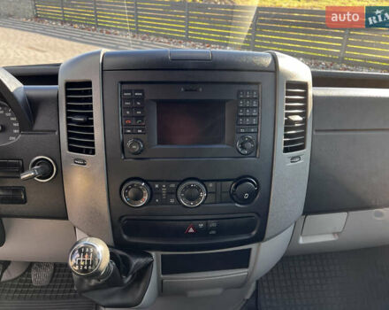 Белый Фольксваген Крафтер, объемом двигателя 0 л и пробегом 233 тыс. км за 15700 $, фото 27 на Automoto.ua