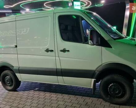 Белый Фольксваген Крафтер, объемом двигателя 1.97 л и пробегом 468 тыс. км за 14200 $, фото 9 на Automoto.ua