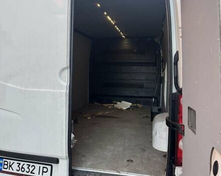 Белый Фольксваген Крафтер, объемом двигателя 2 л и пробегом 248 тыс. км за 14500 $, фото 3 на Automoto.ua