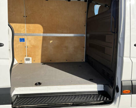 Белый Фольксваген Крафтер, объемом двигателя 0 л и пробегом 233 тыс. км за 15700 $, фото 14 на Automoto.ua