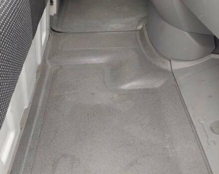 Білий Фольксваген Крафтєр, об'ємом двигуна 2 л та пробігом 276 тис. км за 16500 $, фото 18 на Automoto.ua