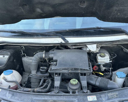 Белый Фольксваген Крафтер, объемом двигателя 1.97 л и пробегом 290 тыс. км за 13500 $, фото 9 на Automoto.ua