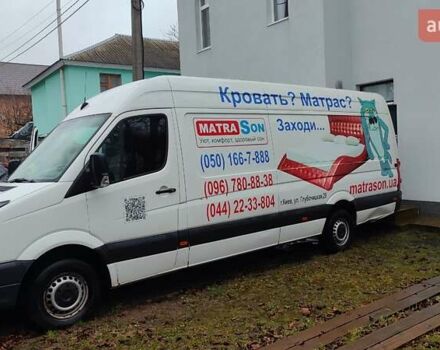 Белый Фольксваген Крафтер, объемом двигателя 1.97 л и пробегом 346 тыс. км за 15500 $, фото 2 на Automoto.ua