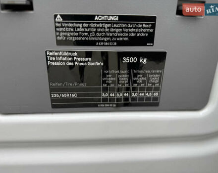 Белый Фольксваген Крафтер, объемом двигателя 1.97 л и пробегом 350 тыс. км за 13650 $, фото 10 на Automoto.ua