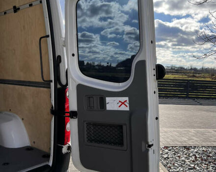 Белый Фольксваген Крафтер, объемом двигателя 0 л и пробегом 233 тыс. км за 15700 $, фото 11 на Automoto.ua