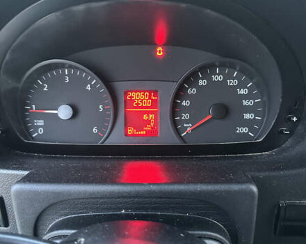 Белый Фольксваген Крафтер, объемом двигателя 1.97 л и пробегом 290 тыс. км за 13500 $, фото 8 на Automoto.ua