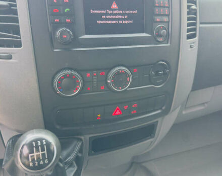 Белый Фольксваген Крафтер, объемом двигателя 0 л и пробегом 289 тыс. км за 15500 $, фото 20 на Automoto.ua