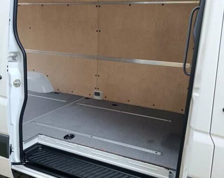 Белый Фольксваген Крафтер, объемом двигателя 2 л и пробегом 349 тыс. км за 18000 $, фото 21 на Automoto.ua