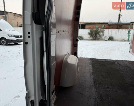 Белый Фольксваген Крафтер, объемом двигателя 2 л и пробегом 287 тыс. км за 16900 $, фото 62 на Automoto.ua