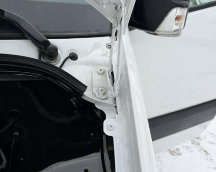 Белый Фольксваген Крафтер, объемом двигателя 2 л и пробегом 287 тыс. км за 16900 $, фото 68 на Automoto.ua