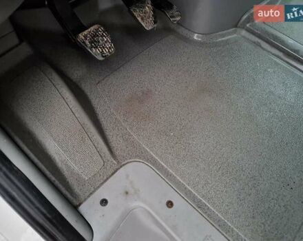 Білий Фольксваген Крафтєр, об'ємом двигуна 2 л та пробігом 264 тис. км за 18950 $, фото 3 на Automoto.ua