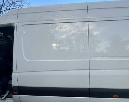 Белый Фольксваген Крафтер, объемом двигателя 1.97 л и пробегом 272 тыс. км за 17000 $, фото 12 на Automoto.ua