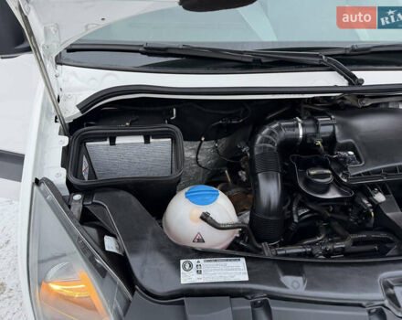 Белый Фольксваген Крафтер, объемом двигателя 2 л и пробегом 287 тыс. км за 16900 $, фото 64 на Automoto.ua